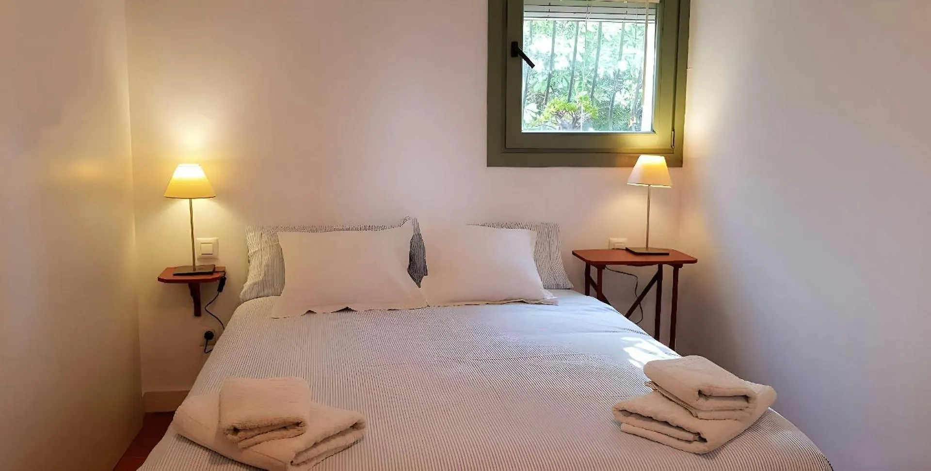 Apartament T2 - Sunny Duplex With Garden 50M From Beach Tamariu Hiszpania