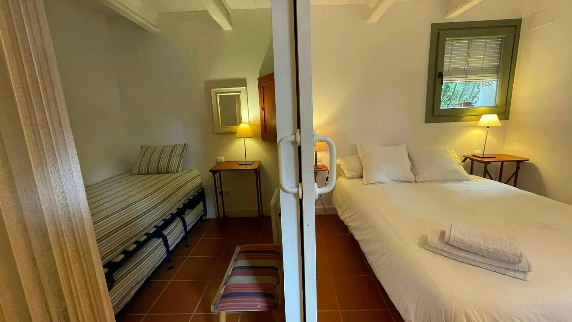 T2 - Sunny Duplex With Garden 50M From Beach Tamariu Apartament